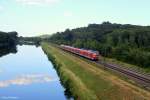 Eine Doppeltraktion ET 440 auf der Fahrt als RE von München nach Ulm erreicht am Nachmittag des 20.07.2015 Günzburg.