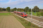 DB 442 263 fährt als Flughafenexpress von Regensburg nach München Flughafen durch den Haltepunkt Pulling.