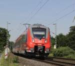 Umgeleiteter Talent 2, 442 720 RSX auf der KBS 485 bei Km 28,2 Geilenkirchen.
Aufnahme vom 1.7.2015 vorm BÜ bei Gut Tichelen