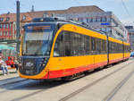 Zug 961 der AVG als S42 nach Heilbronn Hbf am Rathaus, 25.05.2019.