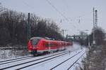 1440 235 durchfährt den Bahnhof Erftwerk in Richtung Köln.