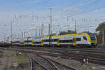 Siemens Desiro 1462 503-2 fährt am 07.10.2022 beim badischen Bahnhof ein.