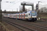 Hier zu sehen, eine ET 3427 077 mit einen Weiteren 3427 fährt hier gerade aus den Bahnhof Wunstorf raus.
Aufnahme Ort: Wunstorf
Kamera: SONY a6000