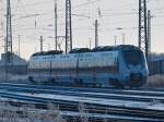 442 102 stand am 09.01.2015 weit weg vom Bahnsteig im Güterbahnhof in Nordhausen abgestellt. Die Aufnahme entstand gegen die Sonne von recht weit weg deswegen nicht so scharf.