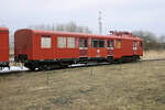 Das hintere Ende des Triebkopfs 426 002 noch in Grundieranstrich am 18.03.2006 in Peenemünde.