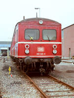 Museumszug der DB-Baureihe 465/865 (ET 65) vor dem Ausbesserungswerk Cannstatt (August 1983)