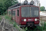 Im Bahnhof Beucha stand am 24.06.1992 einer der beiden Prototypen der als Nahverkehrstriebwagen für verschiedene S-Bahn-Netze der DR vorgesehenen Baureihe 280.