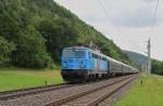 1042 520 der Centralbahn zieht am 12.07.13 den Classic Courier durch Remschtz.
Die Fahrt ist eine Schienenkreuzfahrt von Mnchen nach Danzig.