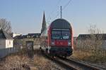 Der Ersatzzug der WFL auf der Linie RB 46 fährt mit dem ex-DR-Steuerwagen voraus in den Bahnhof Bochum-West ein (04.03.2022)