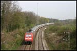 101118-8 ist hier am 15.4.2005 mit einem Intercity am Ortsrand von Hasbergen auf der Rollbahn nach Münster in Westfalen unterwegs.