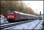 DB 101095 hat hier am 3.12.2005 um 12.47 Uhr den Lengericher Tunnel verlassen und ist auf dem Weg zum nächsten Halt in Osnabrück.