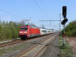 101 060-2 mit unbek. IC als Umleiter in Dortmund-Derne. 11.04.2009.