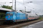 101 016-4 (DB / Unicef) fhrt am 2. August 2009 um 17:26 Uhr mit einem IC in Duisburg Hbf ein