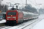 101 094-1 mit IC 132 nach Luxemburg bei der Einfahrt in Recklinghausen 21.1.2013