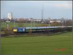 InterConnex 80004 aus Warnemnde nach Leipzig. Gestern fuhr der Zug mit der 146 520-2 whrend die 146 522-8 am Ende abgebgelt mitlief. Aufgenommen am 25.12.06 mit Blick auf Rostock