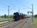 PRESS 01 0509-8 + EBS 232 334-4 mit dem DPE 20061 von Falkenstein (V) nach Erfurt Pbf, am 28.04.2018 in Erfurt-Vieselbach.