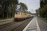 111 057 mit einem AKE-Sonderzug auf dem Weg nach Koblenz (01.09.2021)