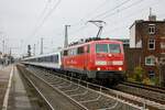 111 212-7  Miet oder DB kauf mich  mit Fußballsonderzug in Düsseldorf Oberbilk, am 20.11.2021.