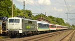 RailAdventure GmbH, München mit  111 215-0  (NVR:  91 80 6111 215-0 D-RADVE ) und einem Sonderzug (Ukraine Kriegsflüchtlinge) am 01.06.22 Höhe Bf.