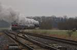 Der DPE 24240 von Leipzig-Plagwitz zum Rennrodel-Weltcup nach Oberhof (Thür), am 16.01.2016 in Apfelstädt. An der Zugspitze ist die DB Museum 03 1010 und am Zugschluss die LEG 132 109-0 im Einsatz.