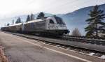 1216 955-5  ROLAND  mit einem kurzen AKE-Rheingold von Pörtschach am Wörthersee nach Köln Hbf am 2.1.2016 bei der Durchfahrt in Penk.