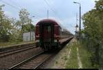 Nachschuss ins Gegenlicht auf den Sonderzug mit Fans der Eintracht Frankfurt von Frankfurt(Main)Süd nach Berlin Zoologischer Garten zum Pokalfinale gegen den FC Bayern München mit Zuglok 110