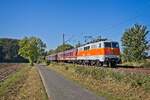 111 111-1 zieht den MSM-Zug 1852 nach Lauenbrück (Nordbögge, 08.10.2021)