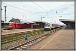 111 152 steht mit einem RE13  Maas-Wupper-Express  im Zielbahnhof Hamm (West).