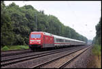 101069-3 mit Preis Werbung fährt hier am 3.9.2006 mit einem Intercity in Richtung Münster durch den Bahnhof Natrup Hagen.