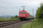 Nachschuss auf 101 048-7, als diese am Nachmittag des 14.05.2020 den Lr 78735 (Karlsruhe Hbf - Basel Bad Bf) nördlich von Hügelheim über die Rheintalbahn durchs Markgräflerland in Richtung Müllheim (Baden) schob.