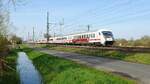 DB Fernverkehr Steuerwagen 80-91 101 (Bpmmbdzf 286.1)  50 Jahre Intercity  an der Spitze des IC 2213 Ostseebad Binz - Stuttgart Hbf (Diepholz, 11.04.2022).