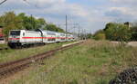 DB 146 572-3 mit dem IC 1959 von Düsseldorf Hbf nach Leipzig Hbf, am 06.05.2022 in Wandersleben.