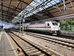 DB 146 555-8 mit dem IC 1959 von Köln Hbf nach Leipzig Hbf, am 11.09.2022 in Erfurt Hbf.