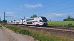 Ein Stadler KISS der DB Fernverkehr AG als IC17 in Richtung Bremen kurz hinter Kavelstorf.