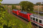 Br 101 039 und 104 am InterCity morgens bei Bassen nach Hamburg.