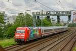 101 066-9  Einziganders  Take a Pride Ride on the railbow mit IC in Wuppertal, Mai 2024.