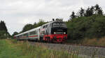 218 497 zieht IC 2268 vor dem Steuerwagen, hinten am Zugschluss hing 101 063. 
Die Aufnahme entstand nahe des  BÜ km 55,1  in der Nähe von Bad Kleinen.


Bad Kleinen, der 24.08.24