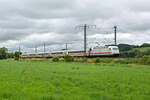 Hier zusehen ist 101 013 am 30.6.24 mit dem IC 2152 kurz vor Eisenach in Richtung Westen.