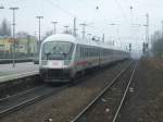 IC 2113 von HH Altona nach Stuttgart,gezogen von BR 101 133 ,  bei der Ausfahrt von Bochum Hbf.,leider Nachschuss,wegen der  Lichtverhltnisse.(26.12.2007) 