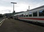 Ein IC2296 von Salzburg Hbf nach Frankfurt(Main)Hbf.Am 18.07.08 beim Halt in Weinheim.