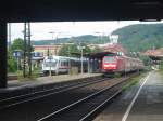 Seltenes Bild in Weinheim (Bergstrae) Links IC in Richtung Heidelberg und Rechts RE in Heidelberg dieser hatte Versptung so das dieses Treffen zustande kam.