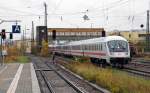 Ein IC erreicht am 06.11.10 aus Leipzig kommend den Hbf Halle(S).