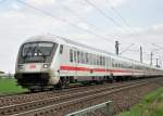 IC-Steuerwagen mit Schublok 101 143-6 zwischen Bonn und Brhl - 15.04.2011