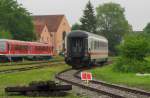 Der defekte D-DB 61 80 30-95 606-5 Bpmz in der Est Freilassing, fotografiert von der Lokwelt Freilassing; 27.05.2011