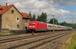 DB 101 024-8 mit dem IC 2250 von Leipzig Hbf nach Frankfurt (M) Flughafen Fernbf, am 21.06.2013 in Erfurt Bischleben.