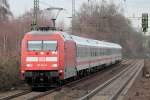 101 034-7 mit IC 132 nach Luxemburg bei der Durchfahrt in Recklinghausen-Süd 6.2.2014