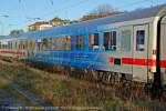 IC-Werbewagen Bvmsz 61 80 21-94 606-5 am 12.02.2014 in Wuppertal Steinbeck.