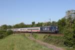 101 025-5 (DB Fernverkehr) mit dem IC 2333 in Richtung Norddeich Mole in Duisburg Kaiserberg, 3.