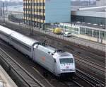 Metropolitan fhrt durch Hmb-Langenfelde auf dem Weg zum ICE Werk Eidelstedt. Mrz 2002