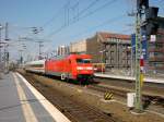 Sie gehren einfach zusammen! Ex Metropolitan 101 131-1 mit dem ex Metropolitan wagenzug in Berlin Ostbahnhof.